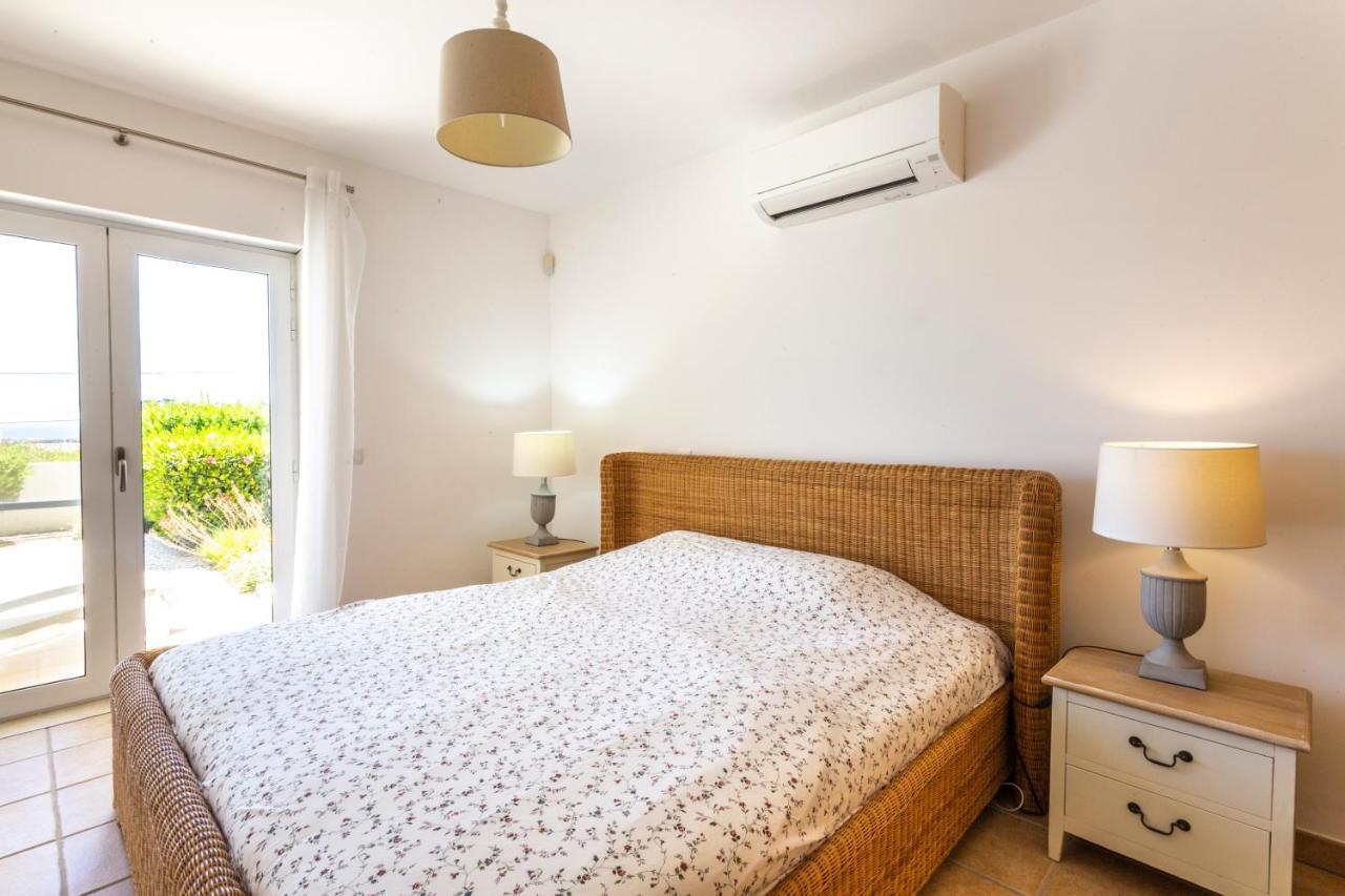 Апартаменты Cozy & Luxurious Getaway - 3 Decks Oceanview & Pool - Sao Jose Лагуш Экстерьер фото